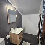 Villa ореха Apriltsi (Lovech)