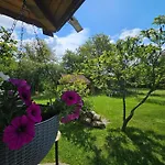 Villa ореха Apriltsi (Lovech)