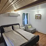 ореха Villa Apriltsi (Lovech)