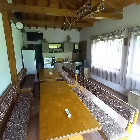 ореха * Apriltsi (Lovech)
