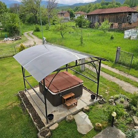 ореха Villa