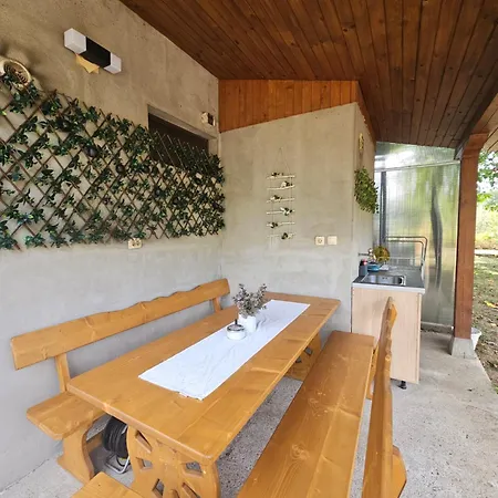 ореха * Apriltsi (Lovech)