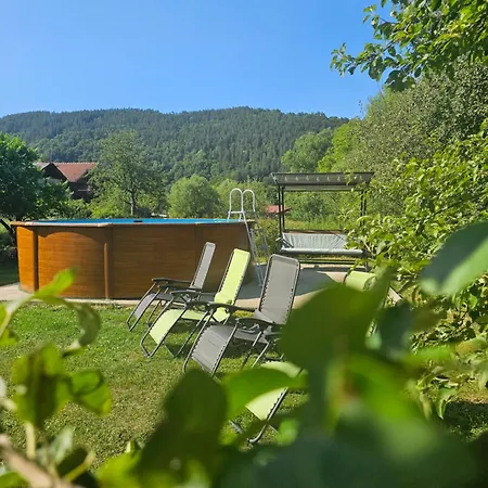 Villa ореха Apriltsi (Lovech)