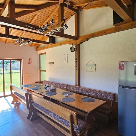 ореха Villa Apriltsi (Lovech)