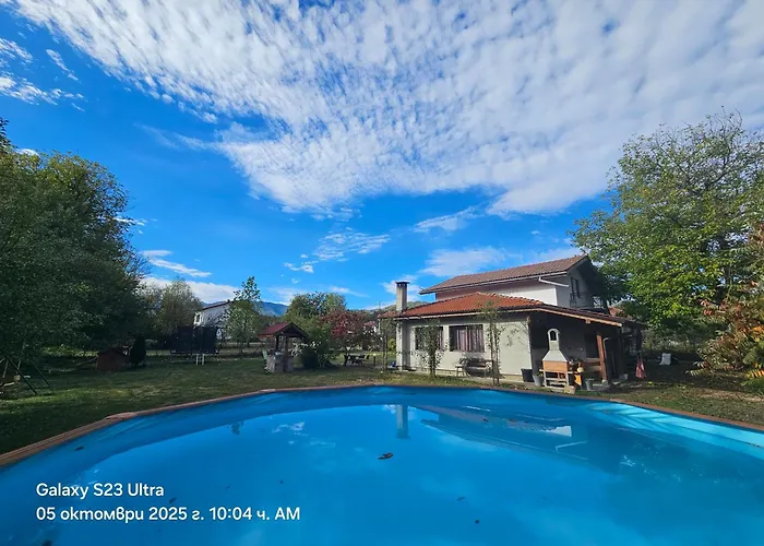 ореха Villa Apriltsi (Lovech)