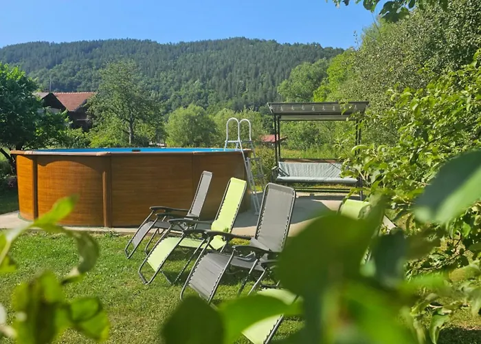 Villa ореха Apriltsi (Lovech)